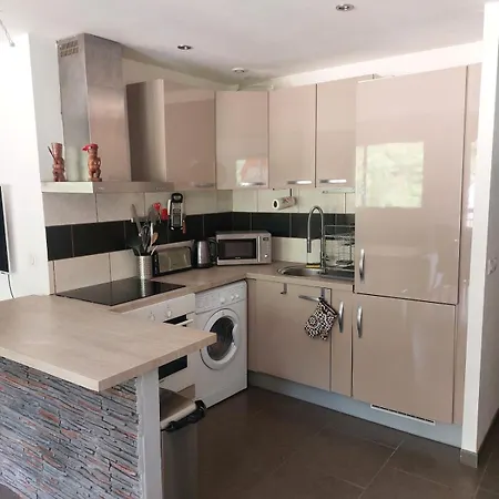 Beautiful 2 With Terrace Menton