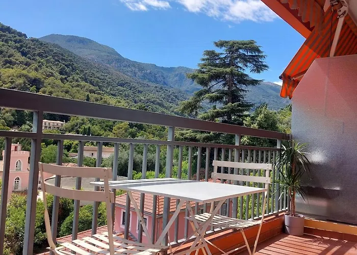 Beautiful 2 With Terrace Apartmán *